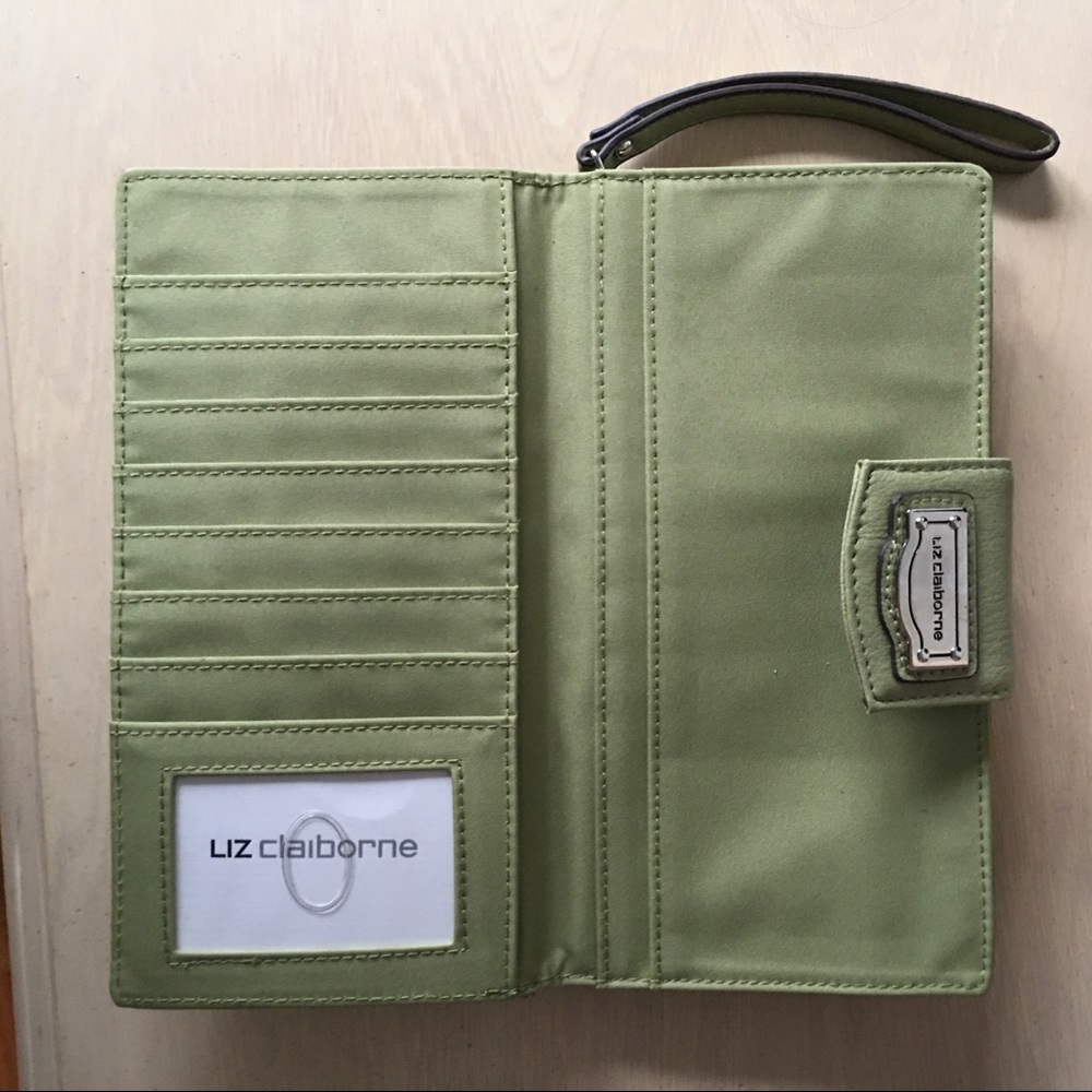Liz Claiborne Wristlet - Picture 2 of 5